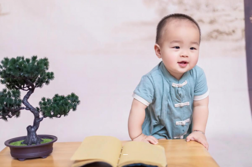 范县六个月宝宝可以坐吗